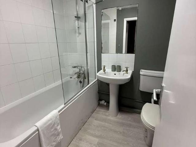 Flat for sale in Mill Quay, Isle Of Dogs
