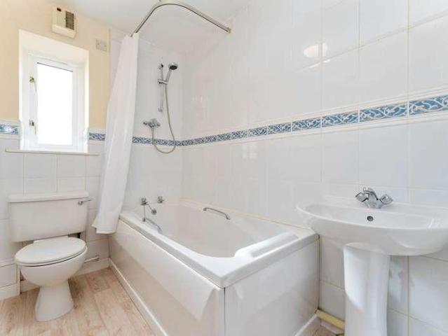 Flat for sale in Kirkinner, Scotland