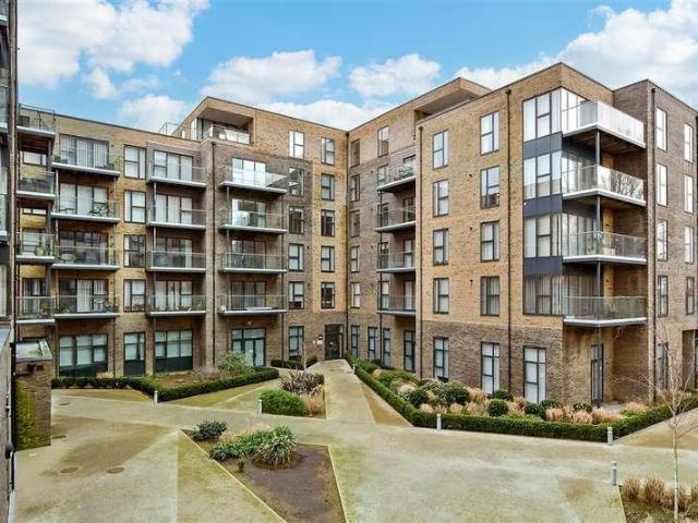 Flat for sale in West Worthing, Worthing