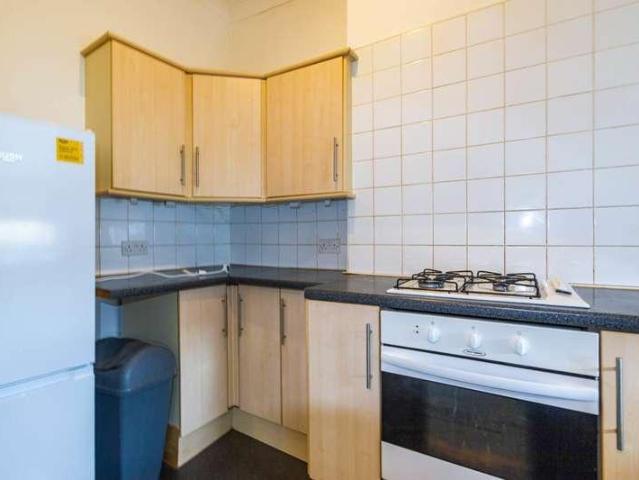 Flat for sale in Milton, Alton Barnes