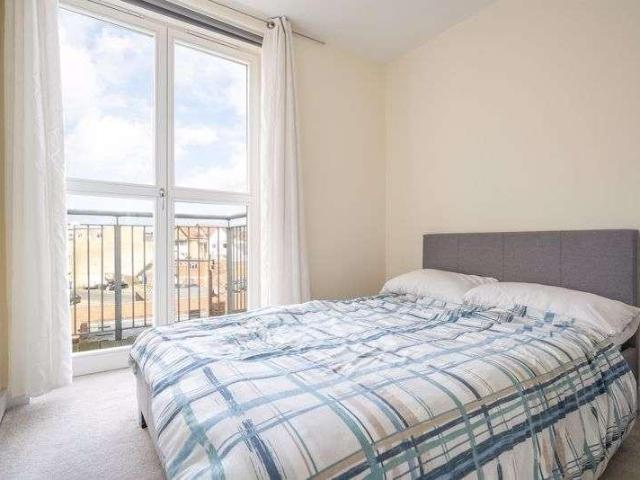 Flat for sale in Blackhills, Surrey