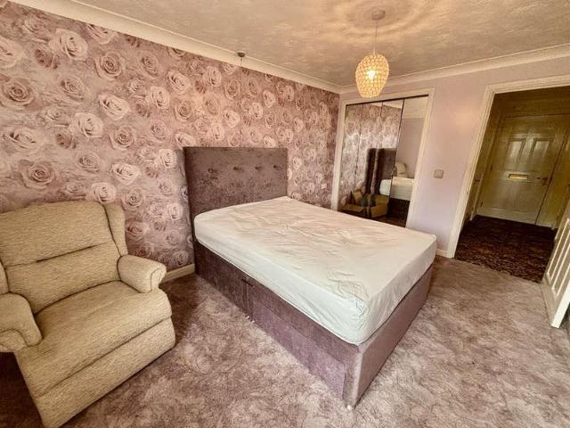 Flat for sale in Wherrytown, Penzance