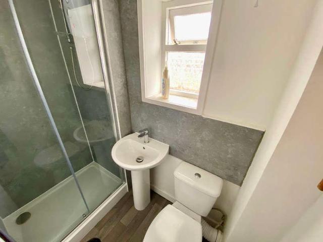 Flat for sale in Elmfield, Ryde