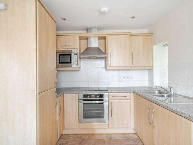Flat for sale in Frome