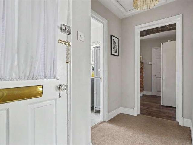 Flat for sale in Lakenham, East Bank