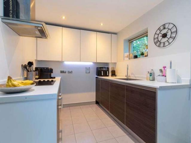 Flat for sale in Fishery, Maidenhead