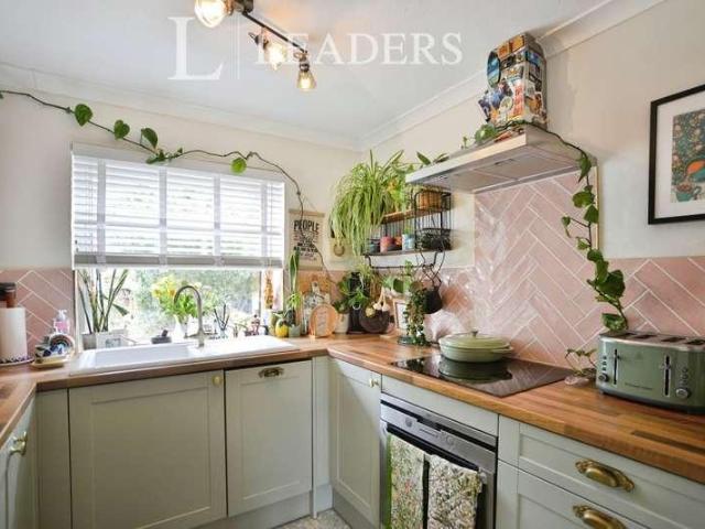 Flat for sale in Chelmsford, Essex
