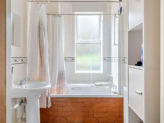 Flat for sale in Moorlands, Dulcote