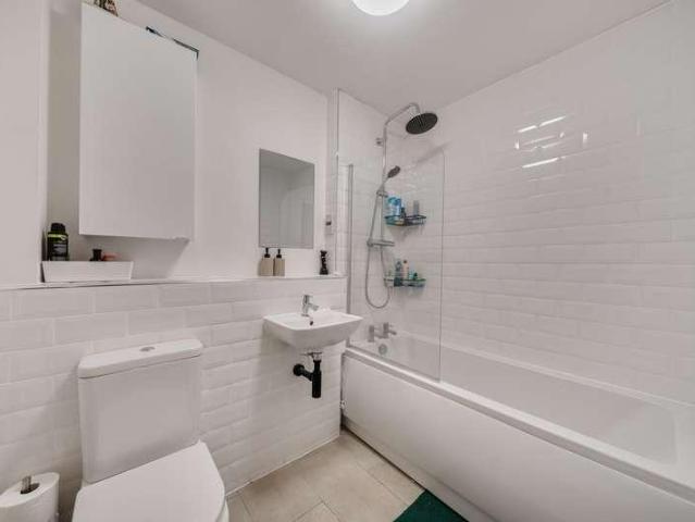 Flat for sale in South Harrow, Greater London