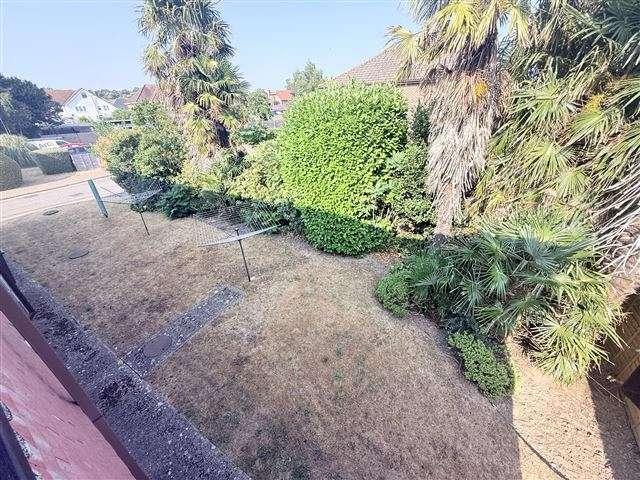 Flat for sale in Worthing, West Sussex