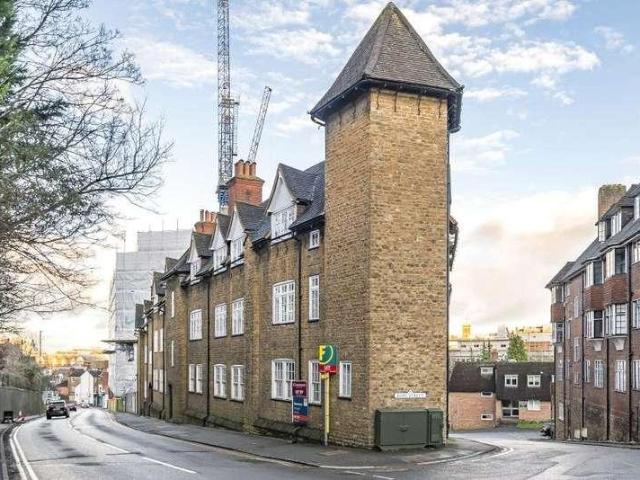 Flat for sale in Guildford Park, Westborough