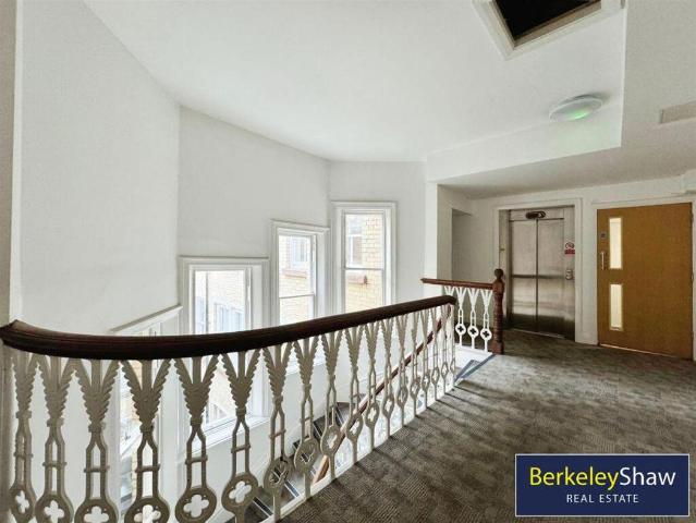 Flat for sale in Calderstones
