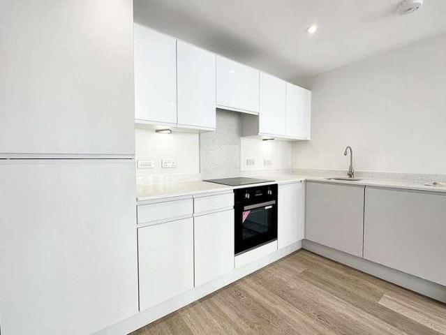 Flat for sale in Poole