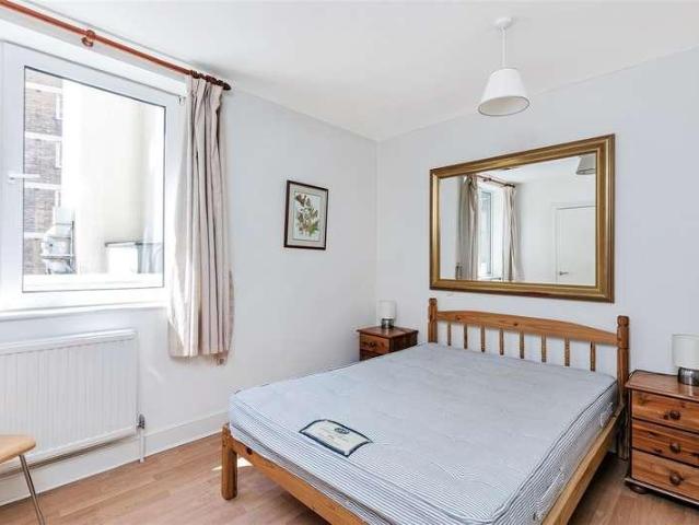 Flat for sale in Chelsea, Greater London
