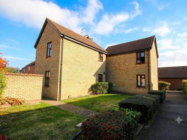 Flat for sale in Chelmsford, Essex