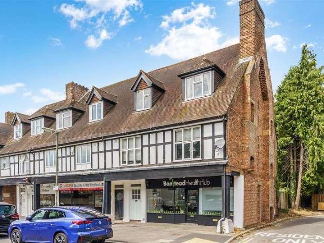 Flat for sale in Nork, Red Hill