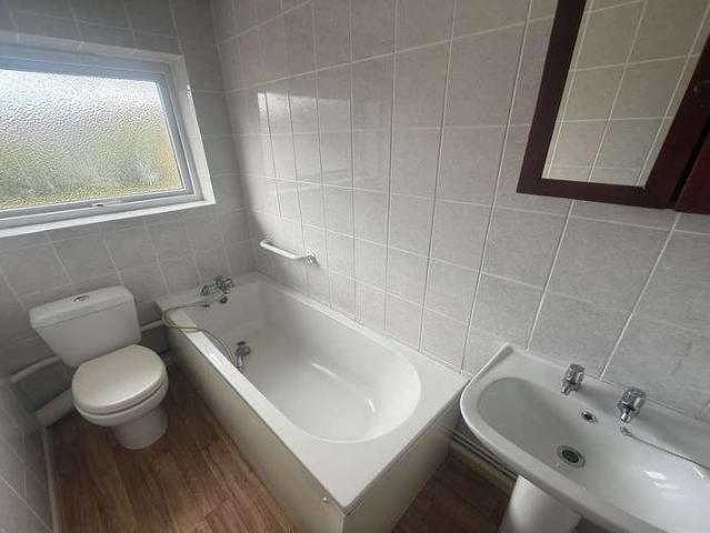 Flat for sale in Bocking, Chipping Hill
