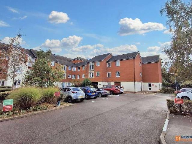 Flat for sale in Hampton Hargate, Peterborough