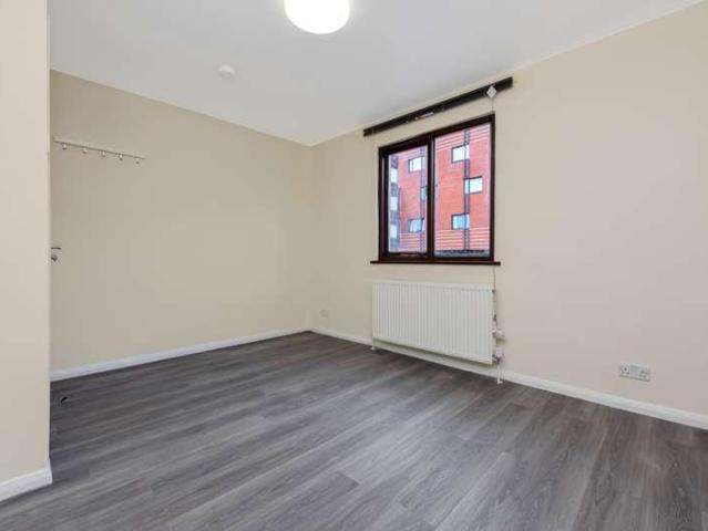 Flat for sale in Greater London