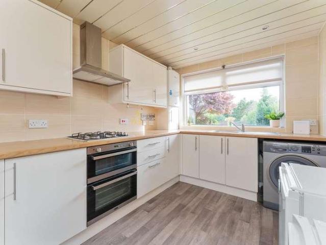 Flat for sale in Millikenpark, Johnstone