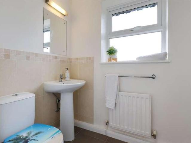 Flat for sale in Pachesham Park, Surrey