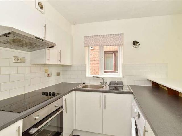 Flat for sale in London Borough of Waltham Forest, Greater London