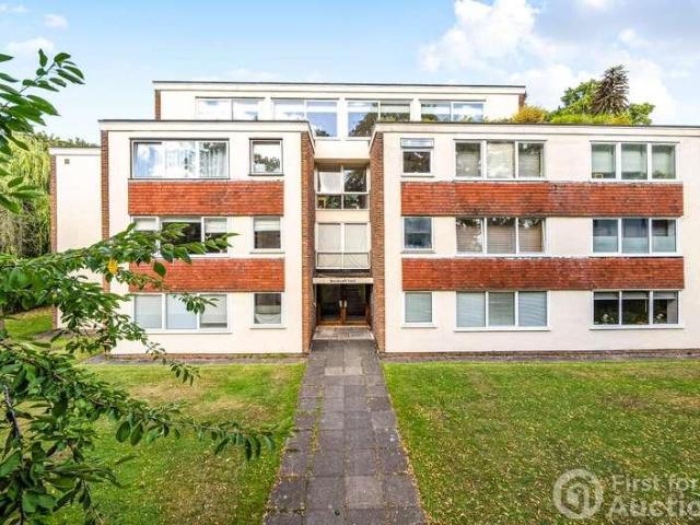 Flat for sale in Kidbrooke, Greater London