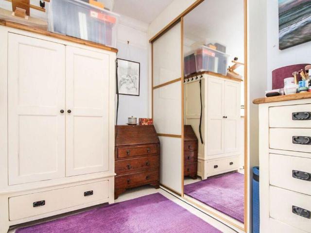 Flat for sale in Nevill Park, Sandown Park