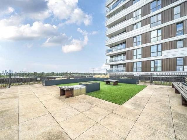 Flat for sale in Leyton, Greater London