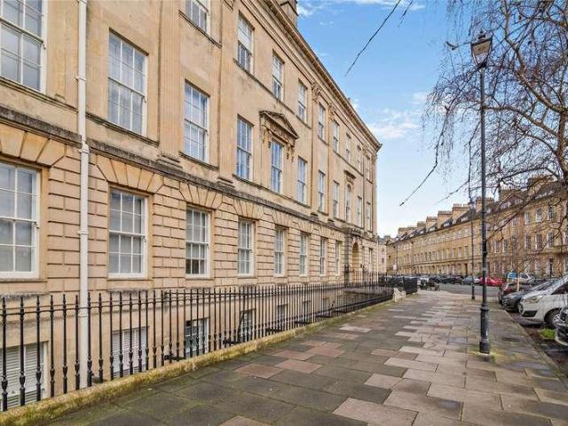 Flat for sale in Bathwick, Bath