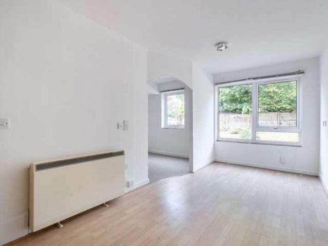 Flat for sale in Southmead, Bristol