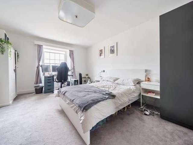 Flat for sale in Black Bourton, Oxfordshire