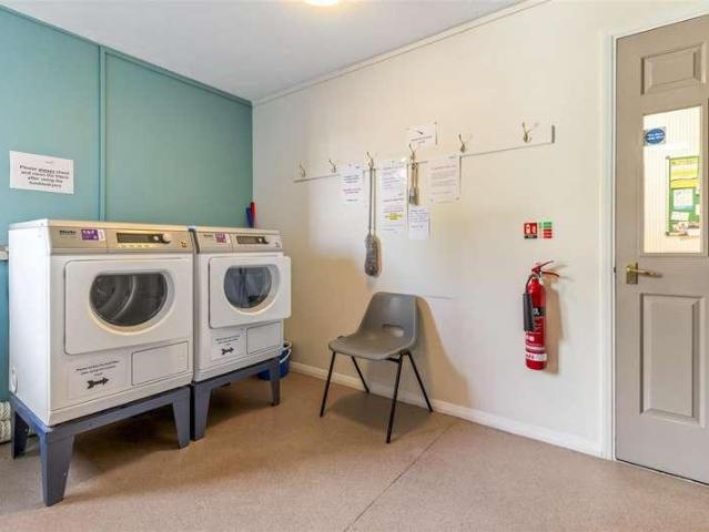 Flat for sale in Worthing, West Sussex