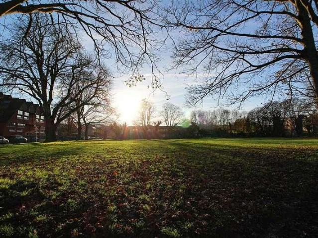 Flat for sale in Pouchen End, Hertfordshire