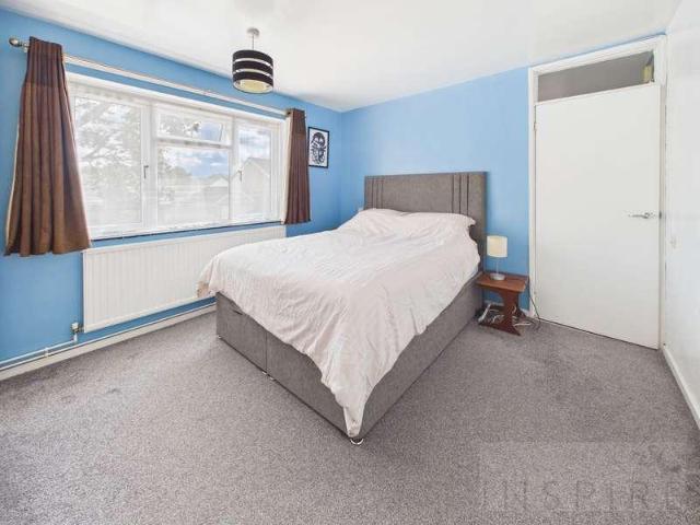 Flat for sale in Glynde, West Sussex