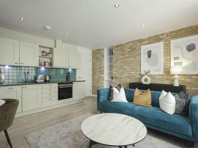 Flat for sale in Blackfriars, Lyons