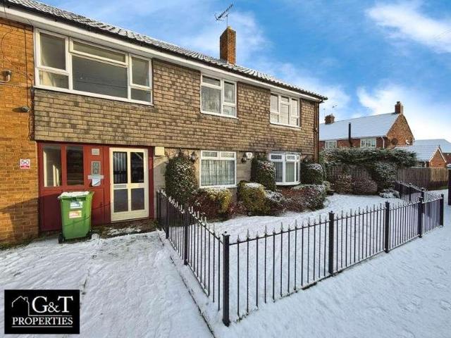 Flat for sale in Brierley Hill, Dudley