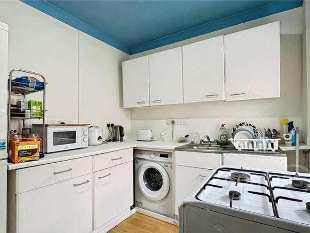 Flat for sale in Cargate, Rushmoor