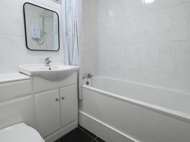 Flat for sale in Harborne, West Midlands