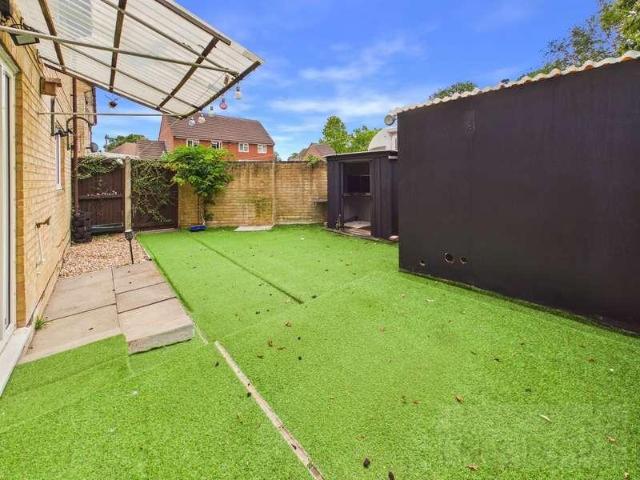 Flat for sale in Glynde, West Sussex