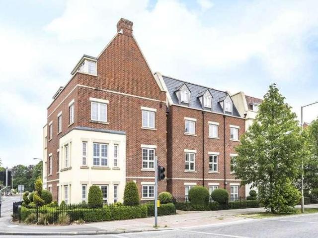 Flat for sale in Black Bourton, Oxfordshire