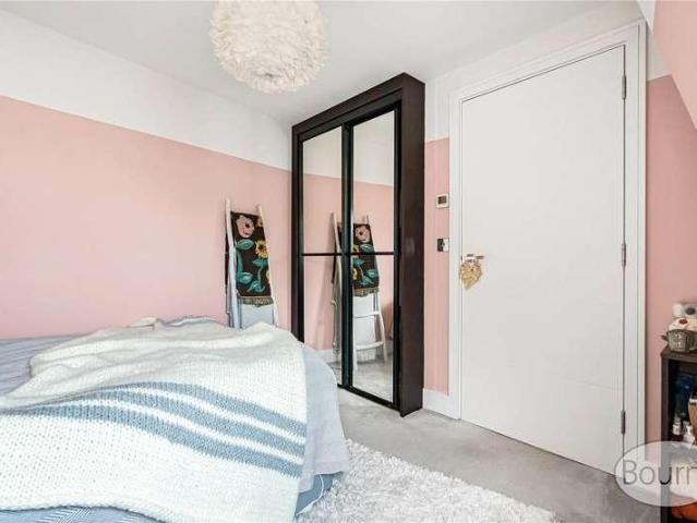 Flat for sale in Charlotteville, Westborough