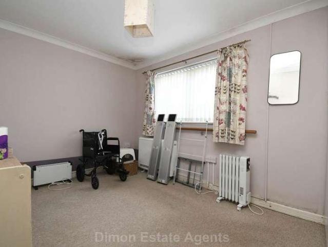 Flat for sale in Forton, Middlecroft