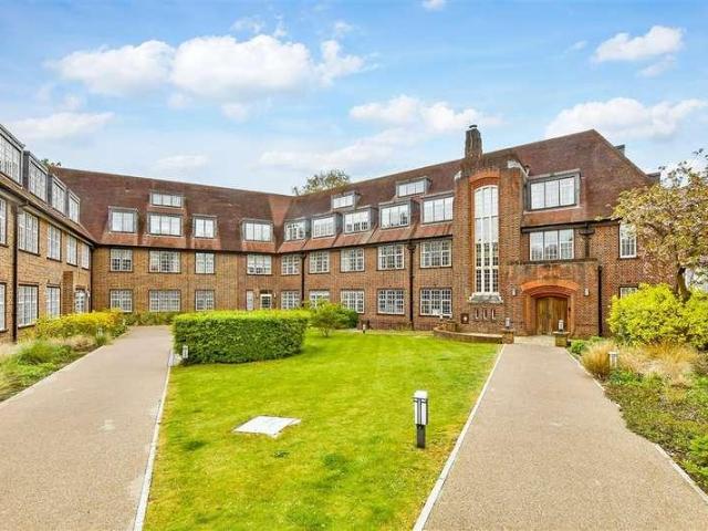 Flat for sale in South Park, Red Hill