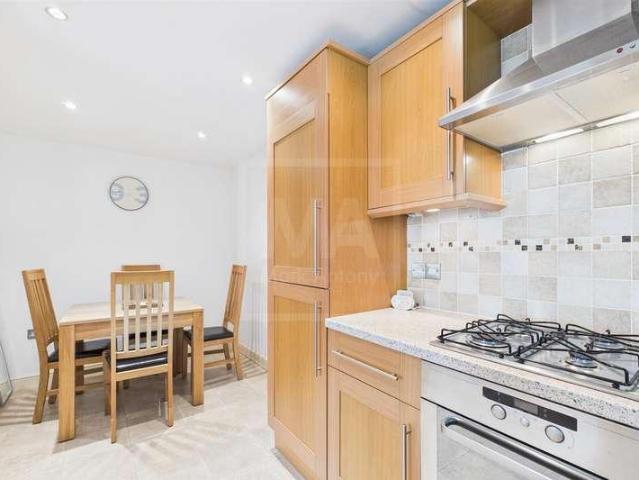 Flat for sale in Stockton Heath, Warrington