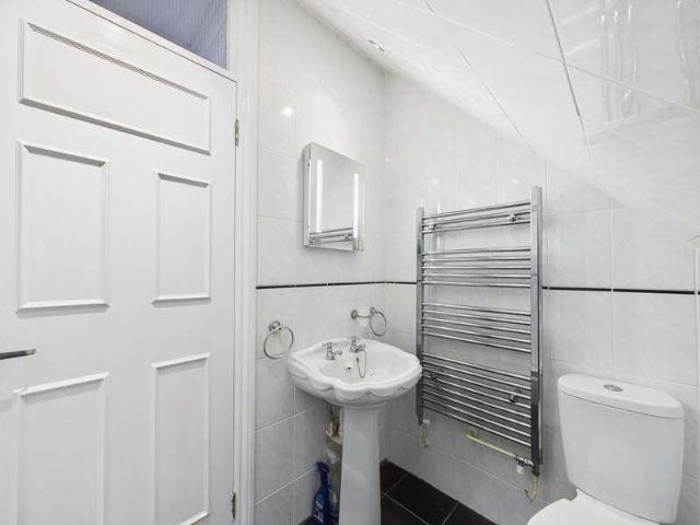 Flat for sale in St. Peter's, Acol
