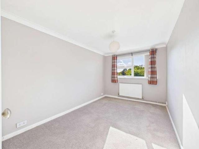 Flat for sale in West Worthing, Worthing