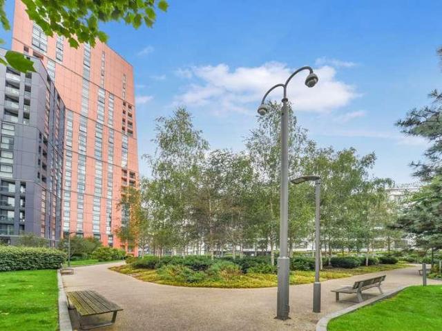 Flat for sale in Patmore Estate, Nine Elms