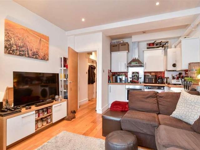 Flat for sale in Hollingdean, Brighton & Hove
