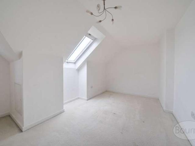 Flat for sale in Charlotteville, Westborough